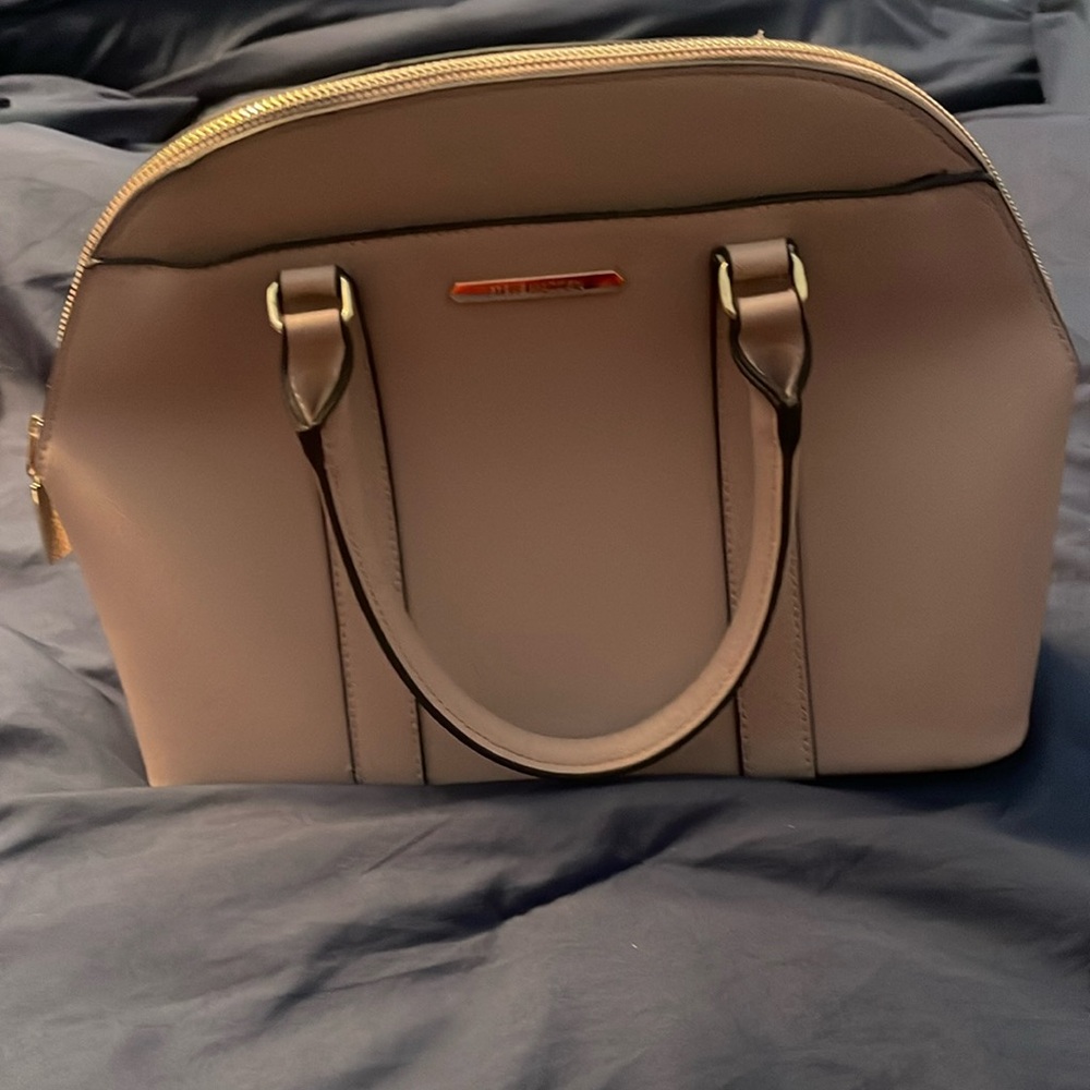 Medium handbag used once